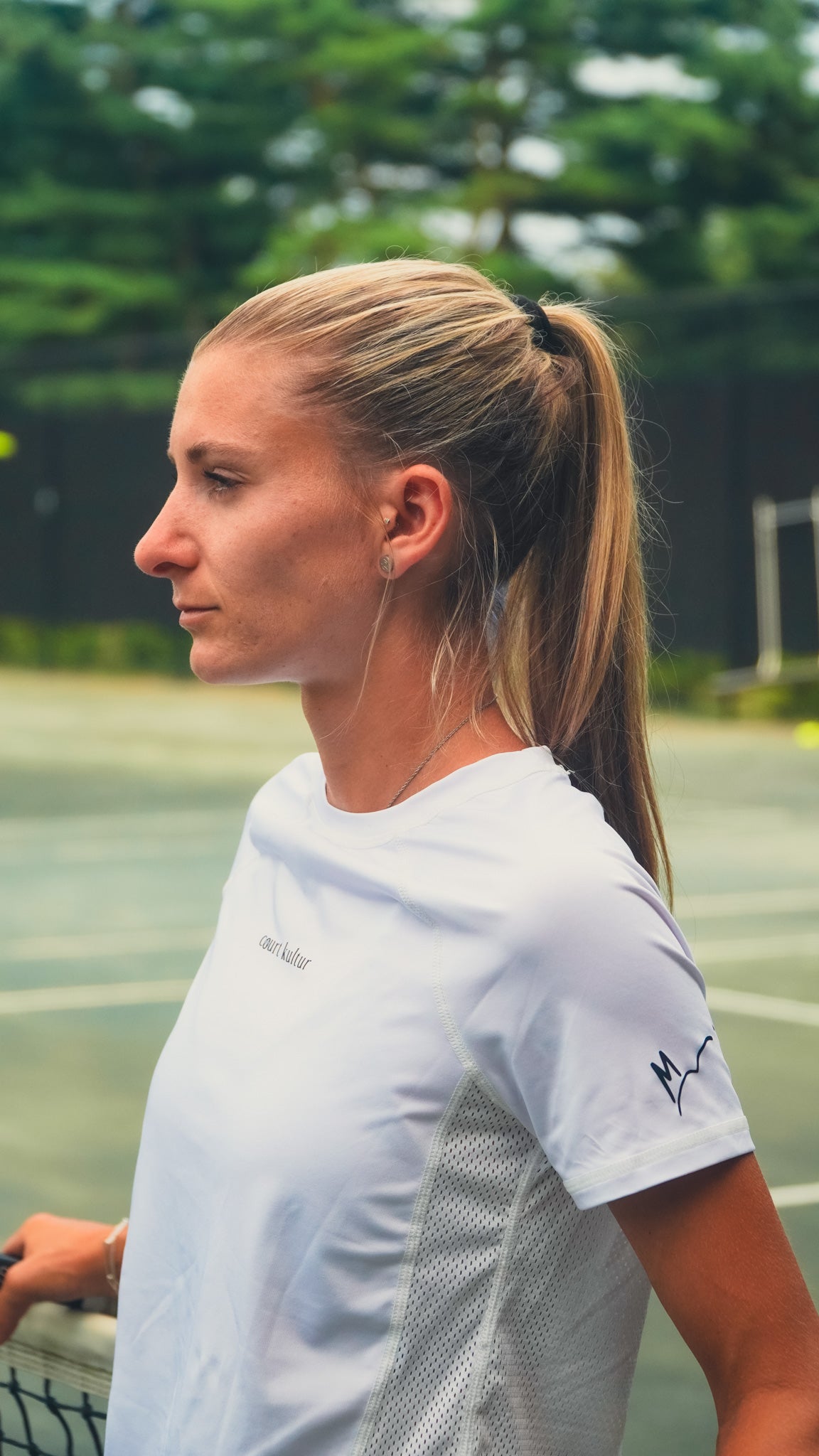 Womens T-Shirt white curved